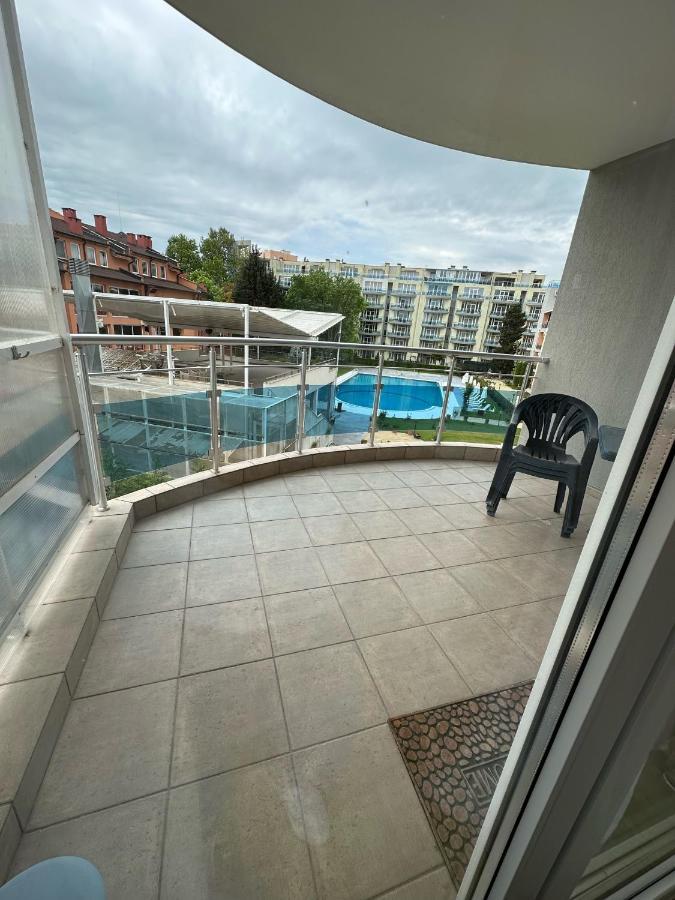 Oazis Sea View Apartment Равда Экстерьер фото